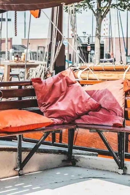Amazing Private Luxury Boat Accommodation Amsterdam Botel